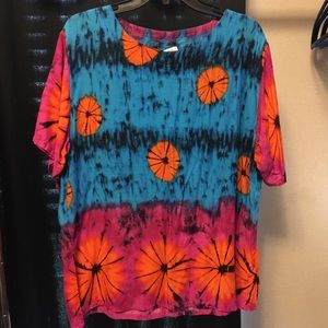 Colorful Women’s Tie Dye Like Blouse Size XXL